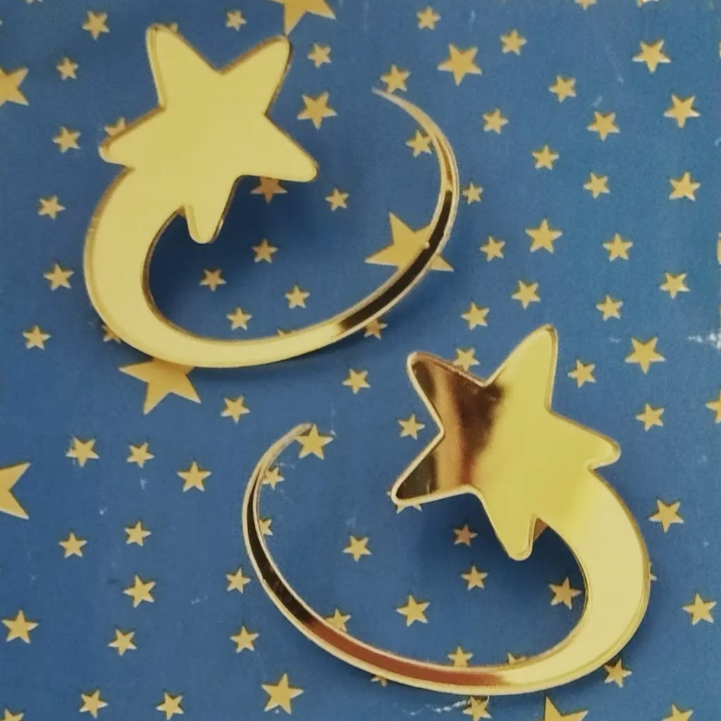 Pendientes Estrella Enrollada